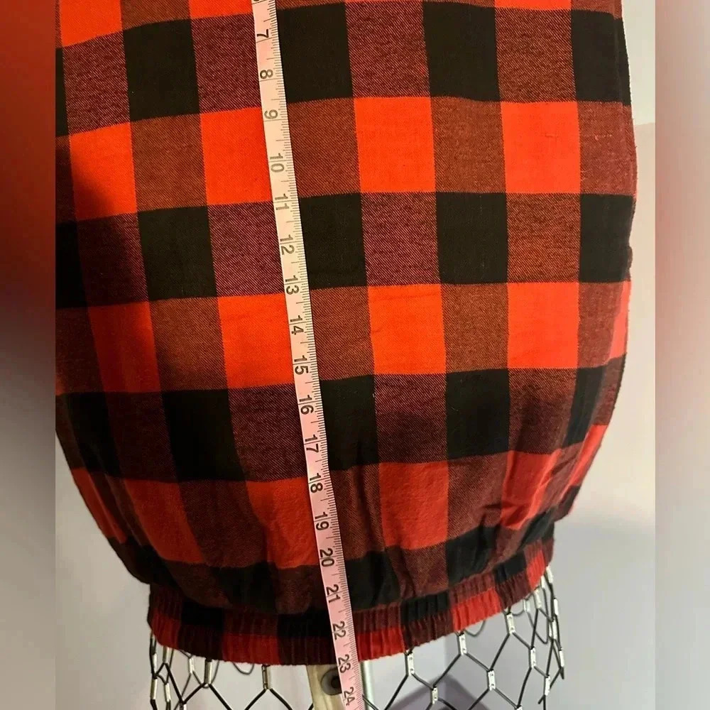 Ozark Trail, Vintage Plaid Flannel Zip Up Vest. Size Large. - Picture 5 of 8